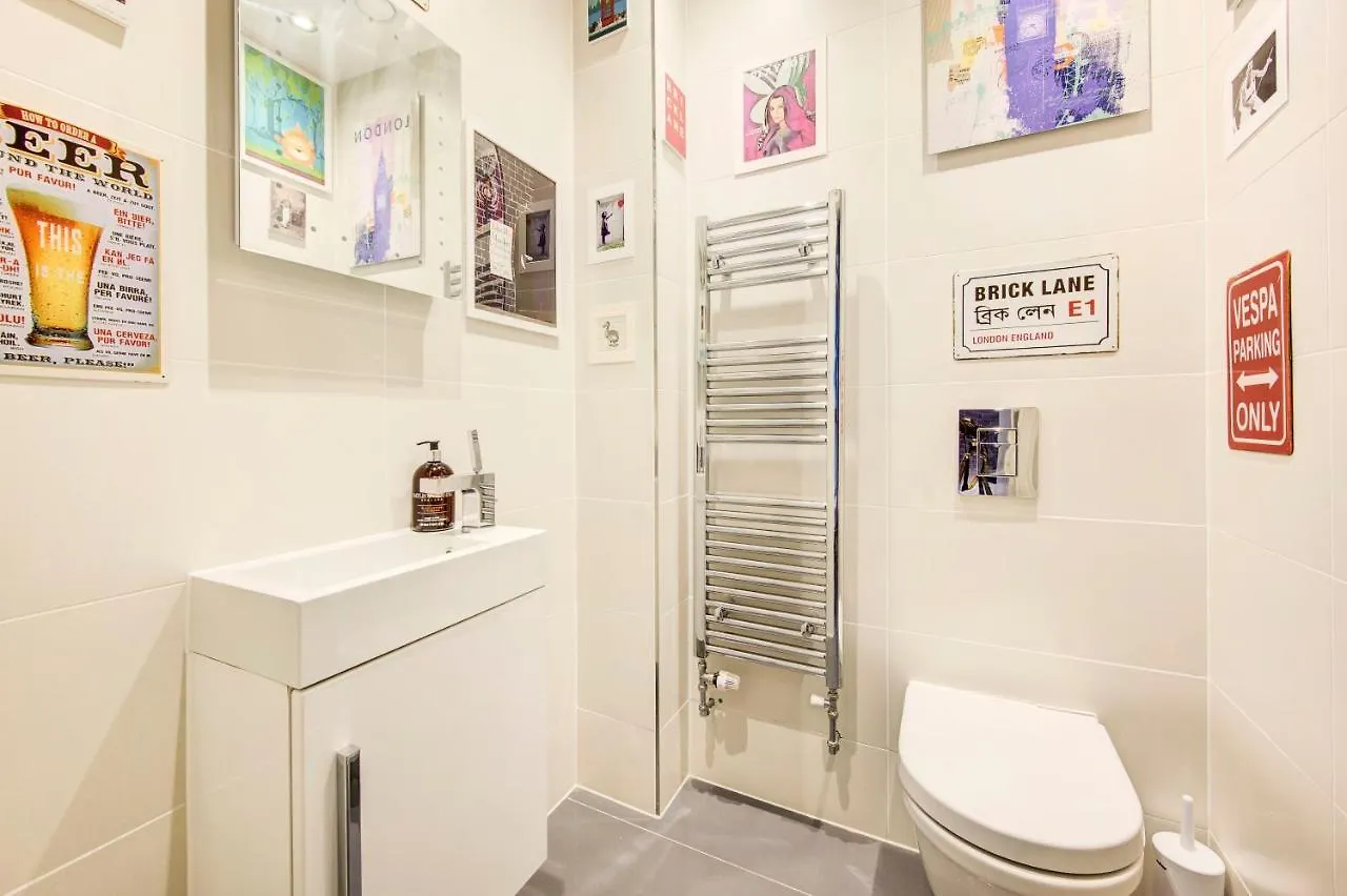 Shoreditch 3-Storey Maisonette - By Living Elite Apartments London